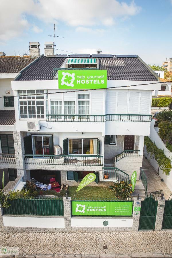 Help Yourself Hostels - Carcavelos Coast Exteriör bild